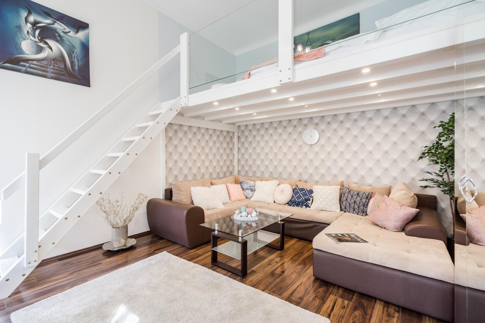 Bpr Stylish Mosaic Home With Terrace Boedapest Buitenkant foto